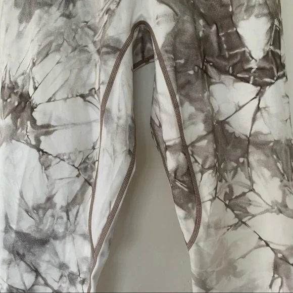 Balance Athletica Aura Collection OG Leggings - Picture 10 of 13